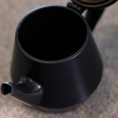 Koinu x NO COFFEE Teapot (All Black)